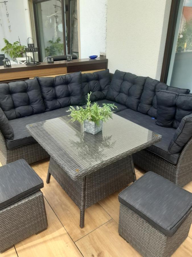 Hochwertige Und Moderne Ferienwohnung Huber Neuweiler  ภายนอก รูปภาพ